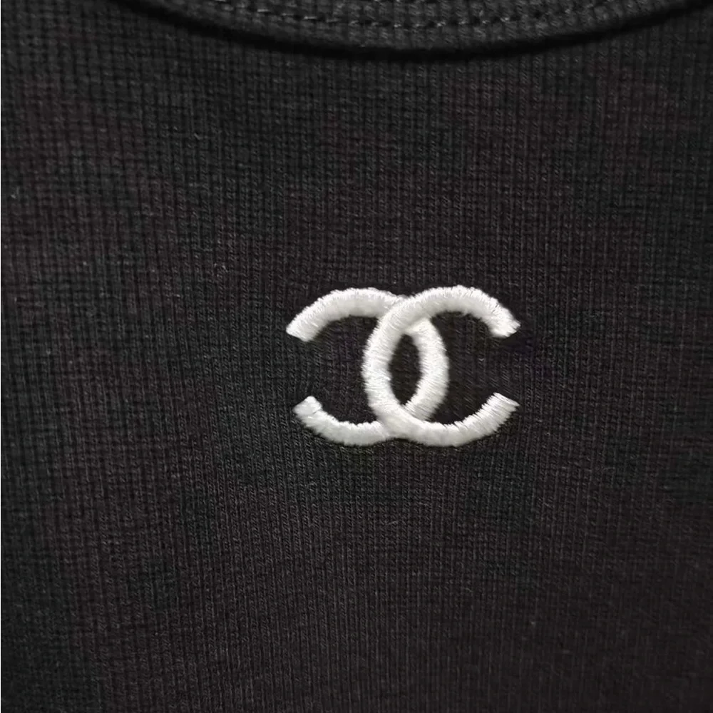 Chanel Black Cotton Tank Top with White CC Logo - Picture 2 of 3